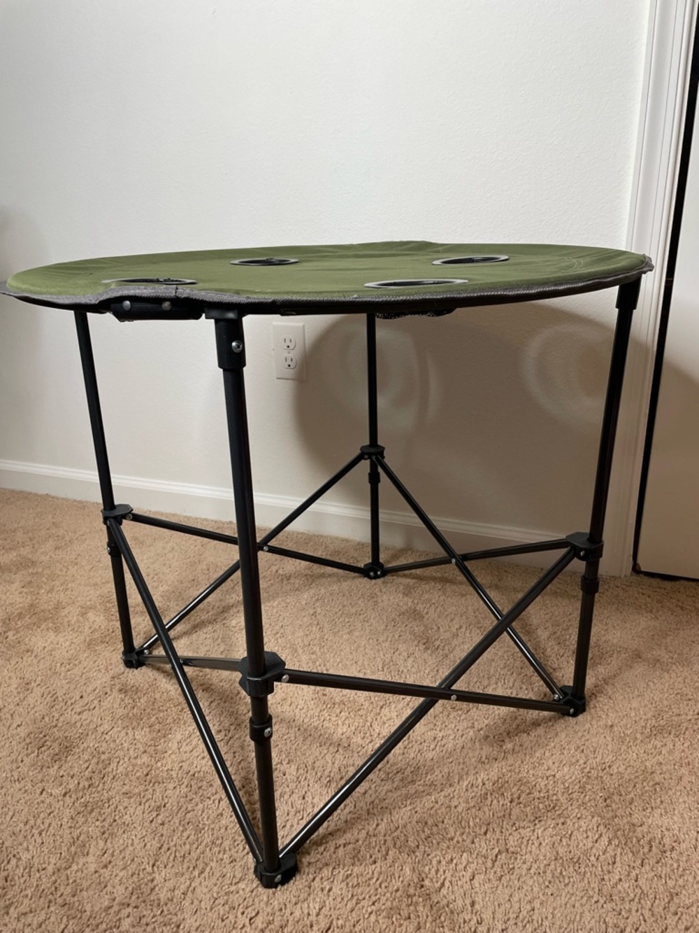 Uline 28" Round Folding Camping Table - 4 Cup Holders, Portable w/ Carry Bag